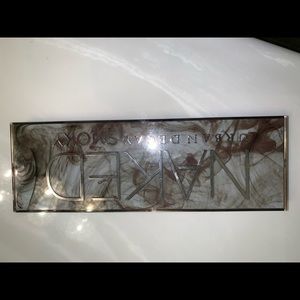 Urban Decay Smokey Pallet